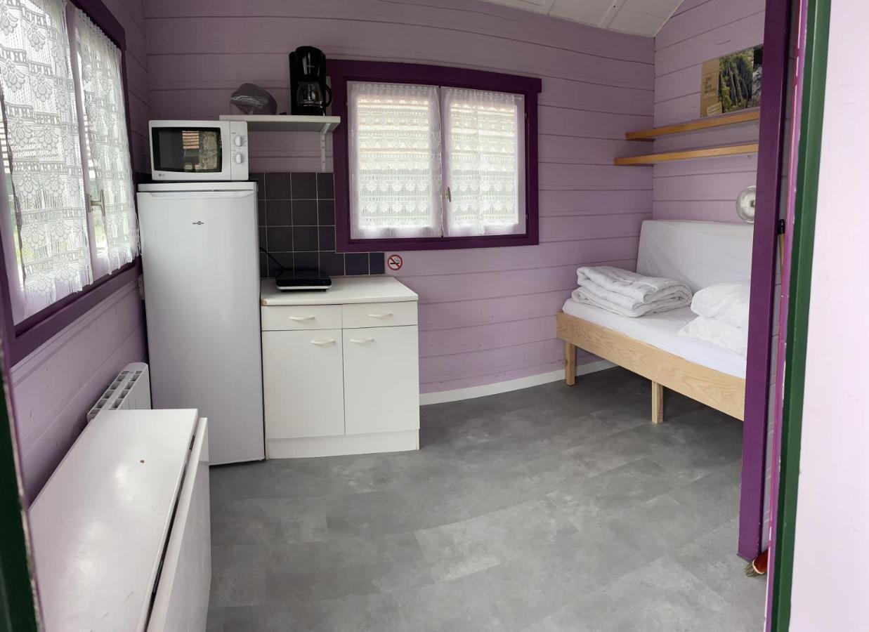 Camping Les Etoiles Saint-Sornin-Lavolps Luaran gambar