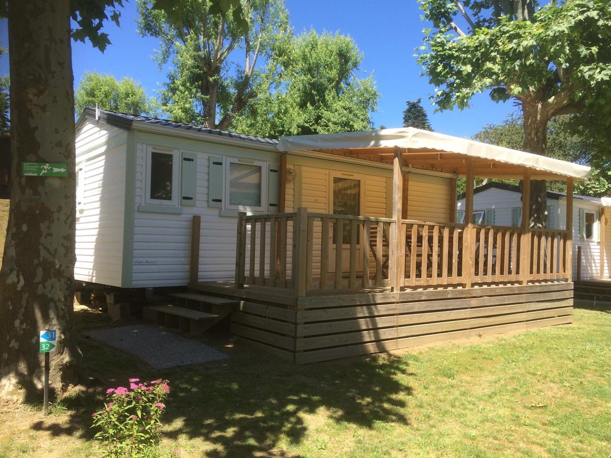Camping Les Etoiles Saint-Sornin-Lavolps Luaran gambar