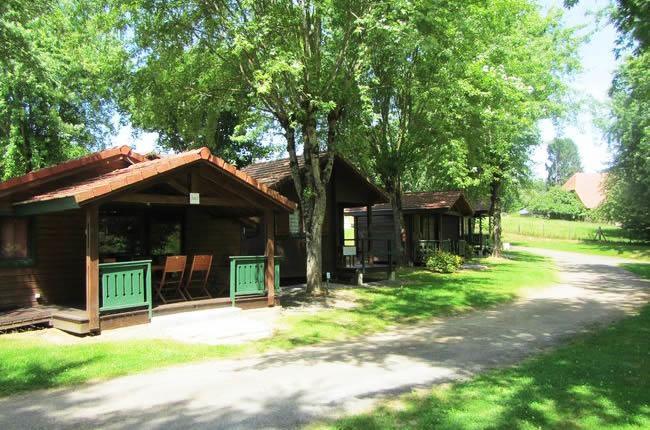 Camping Les Etoiles Saint-Sornin-Lavolps Luaran gambar